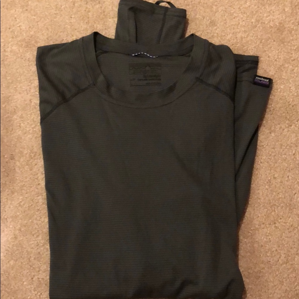 Patagonia capilene light weight base layer